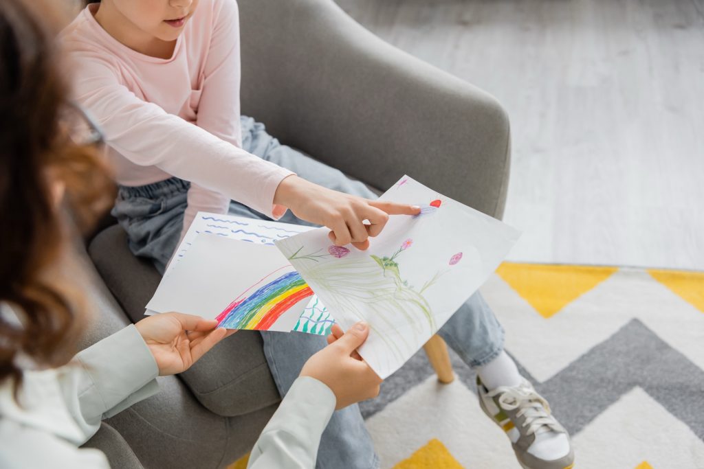 Cómo detectar un posible abuso infantil: 3 señales de que algo no va bien